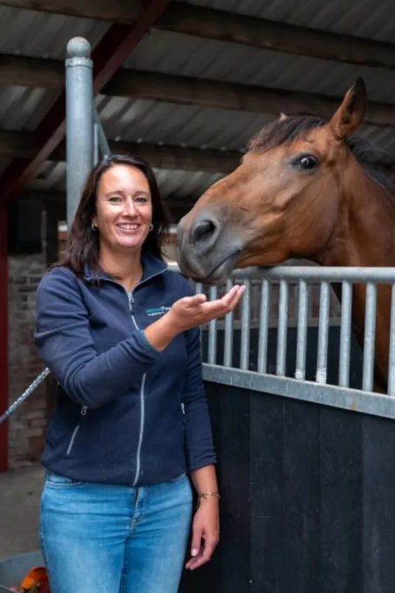 Met een zakelijke hypotheek kocht Kirsten een bedrijfsruimte in Brielle. Ze werd daarbij stap voor stap begeleid door Credion-expert Henri Blokland.